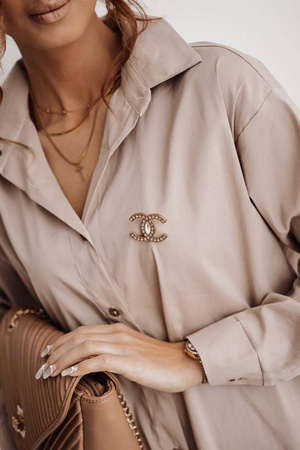 Długa, beżowa koszula oversize