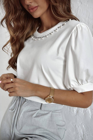Biała bluzka damska zdobiona perełkami AGNES