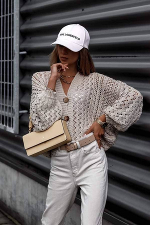 Beżowy ażurowy rozpinany damski sweter KORA.