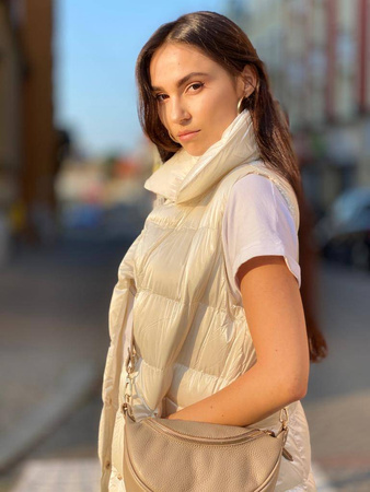 Długa, biała - ecru metaliczna kamizelka SUN, zapinana na guziki z wysokim kołnierzem