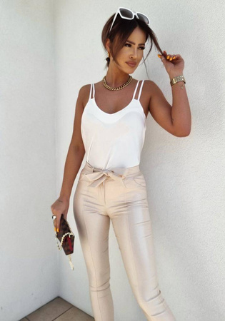 Biała satynowa bluzka damska na ramiączkach EVELINE