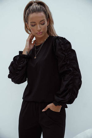 Czarny komplet dresowy damski z ozdobnymi marszczeniami BUTTERFLY