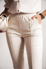 Beżowe, długie spodnie damskie na gumce LUCKY