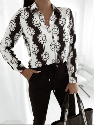 Biało-czarna koszula damska w symetryczny print NOVUM