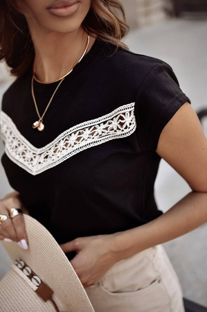 Czarny T-shirt damski z ozdobną kioronką BOHO STYLE