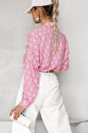 Różowa luźna koszula damska we wzory SIMPLY