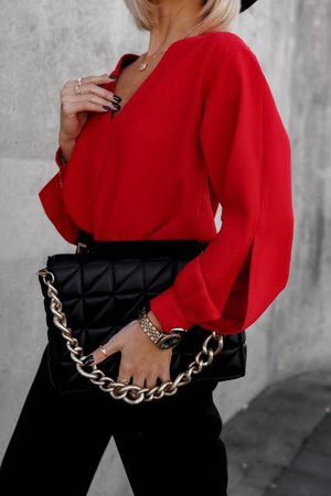 Czerowna koszulowa bluzka damska z dekoltem i wycięciami przy rękawach MAROON WINGS