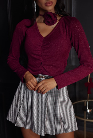 Bordowa dopasowana bluzka damska z ozdobna różą ROSESS