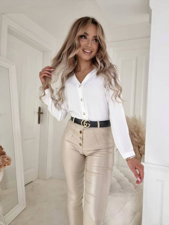 Biała koszula damska ze złotymi ozdobnymi guzikami TINA