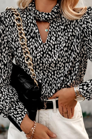 Czarna bluzka damska w białe plamki LATINO