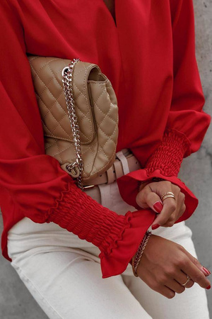 Czerwona bluzka damska z falbaną i ściągaczem przy rękawie ANA.