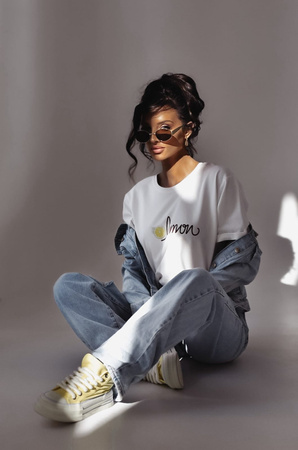 Biały T-shirt damski LEMON