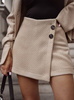 Beżowe szorty damskie spódnico-spodenki MIA