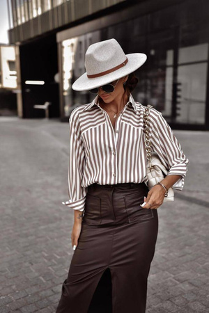 Czekoladowa długa spódnica damska z rozcięciem i kieszeniami ANNA