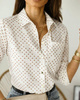 Biała koszilka w beżowe kropki z rękawem 3/4