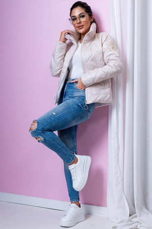 Beżowa krótka kurtka damska ze stójką PATI