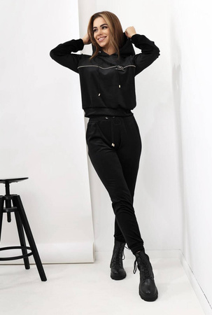 Czarny welurowy komplet dresowy damski VELSATINO