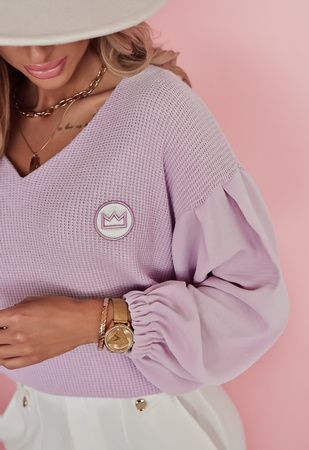 Fioletowy wełniany sweter damski z ozdobnym rękawem QUEEN