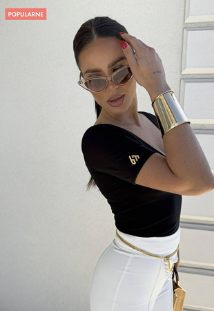 Czarna bluzka damska z krótkim rękawem i dekoltem UNIQUE