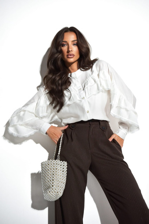 Biała koszula damska z ozdobna falbana  LOVE 