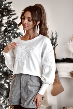 Biały sweter damski z robiony perełkami CELINE