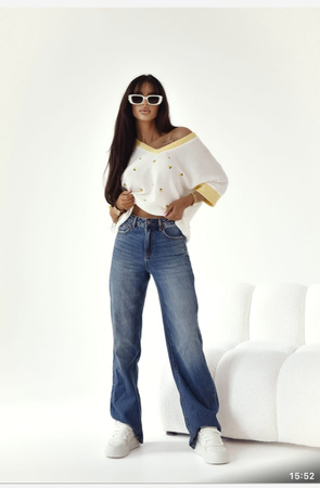 Biały sweter damski w cytrynowy print CITRONE