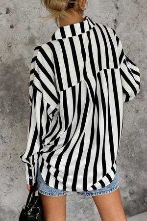 Biało-czarna oversizeowa koszula damska w pionowe paski SIMPLY STRIPES
