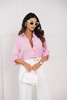 Różowa   koszula damska z kieszenią i złotymi guzikami MARIA