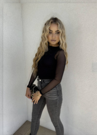 Czarna dopasowana bluzka damska SKIN