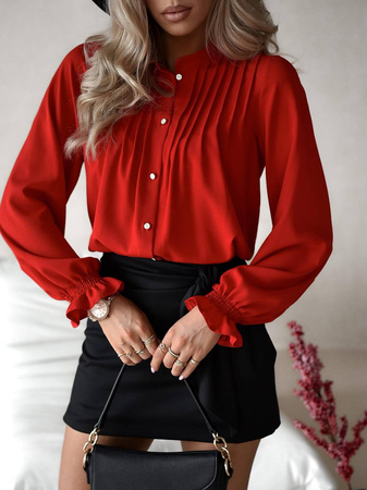 Czerwona koszula damska z zaszewkami i marszczeniem przy rękawie SIMPLY ELEGANCE.