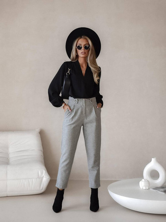 Czarna klasyczna bluzka damska ANA.