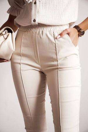 Beżowe, długie spodnie damskie na gumce LUCKY