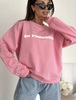   Różowa bluza damska zdobiona napisem ROMANTIC 