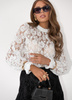Biała  koronkowa  bluzka damska  FEMME 