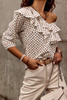 Beżowa bluzka hiszpanka z odkrytymi ramionami w kropki, beige
