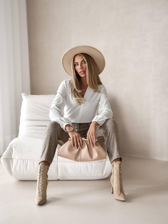 Biała klasyczna bluzka damska ANA.