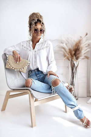 Biała bluzka damska ze wstawką z koronki w stylu boho BOHO ANTIC