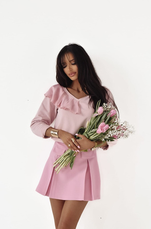 Różowa bluzka damska z ozdobna falbana CLARINS