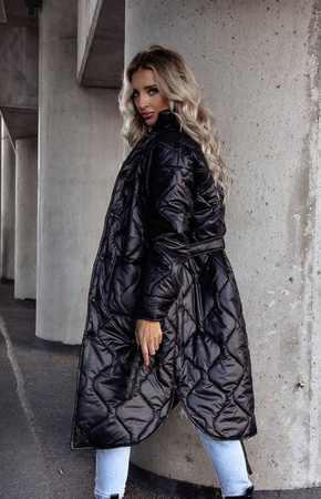 Czarna przedłużana pikowana kurtka damska EMILY