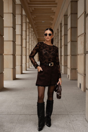 Brazowa dopasowana bluzka damska z siatki AMALFI