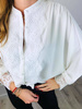 Biała oversizeowa koszula damska z haftowanym zdobieniem przy guzikach ANGEL SHIRT