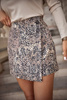 Brązowo-beżowe szorty damskie spódnico-spodenki w pepitkę ALINA
