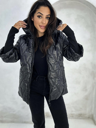 Czarna  krótka kurtka damska z kapturem  MILAGROS 